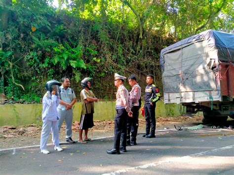 Gerak Cepat Jasa Raharja Cabang Sumbar Serahkan Santunan Kecelakaan