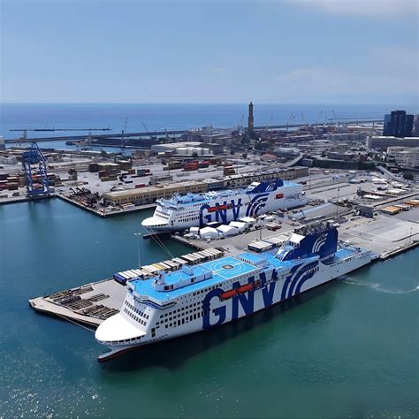 gnv orion battezzata  genova continua il piano  rinnovo della