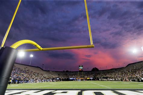 Vanderbilt Football Stadium Seating Capacity | Elcho Table