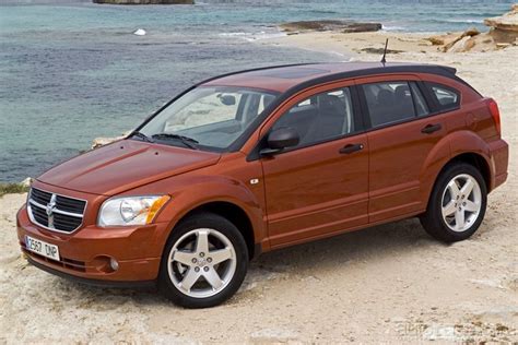 Dodge Caliber цена характеристики и фото описание модели авто