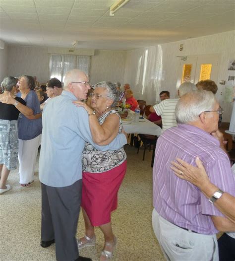 Fougerolles Saint Valbert Un Repas Dansant Appr Ci Par Les Anciens