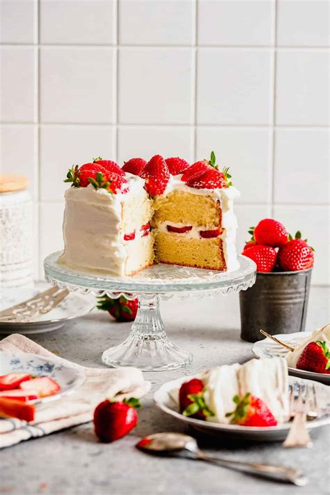 Strawberry Sponge Cake