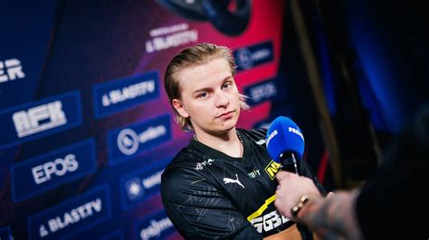 Natus Vincere проиграла Heroic в финале группы B на Blast Premier Fall