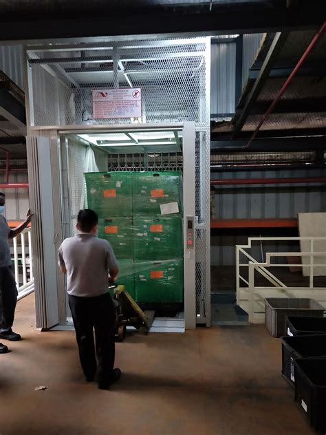 Goods Hoist Lift Plastic Industry Ml Lee Industrial Sdn Bhd