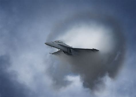 top  fastest jets planes   world  list gazette review