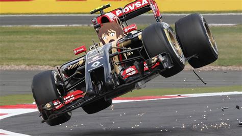 WAIFUS in F1 cars (Kazuma) | F1 crash, Anime memes, Crash