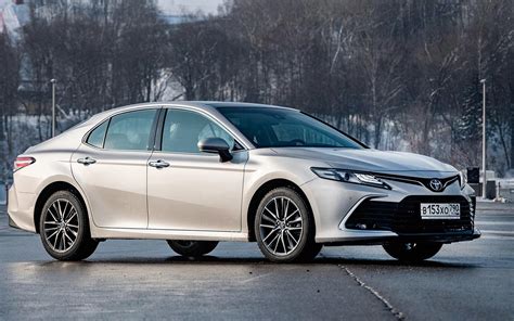 В России подешевели седаны Toyota Camry поставляемые из Японии Цена