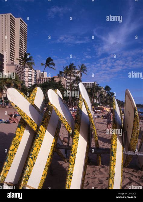 USA, Hawaii, Oahu, Waikiki, beach, surfing boards Stock Photo - Alamy