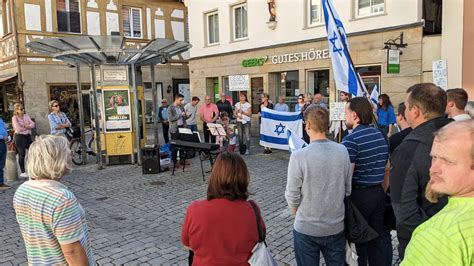 Mahnwache In Forchheim Ein Klares Signal Der Solidarit T Mit Den