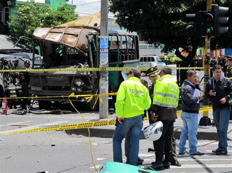 Impresionantes Imágenes Del Atentado En Bogotá Colombia