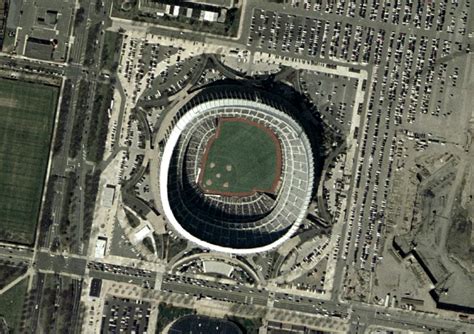 14 Facts About Veterans Stadium | FactSnippet