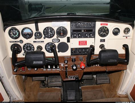 Cessna 152 Untitled Aviation Photo 1368837