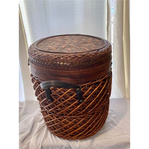 Vintage Large Woven Lidded Basket With Grommet Leather Handles And Brass Hardware Chairish