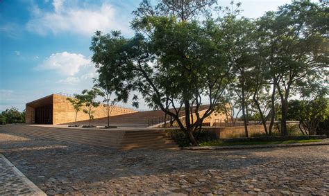 Centro Cultural Teopanzolco Arquine