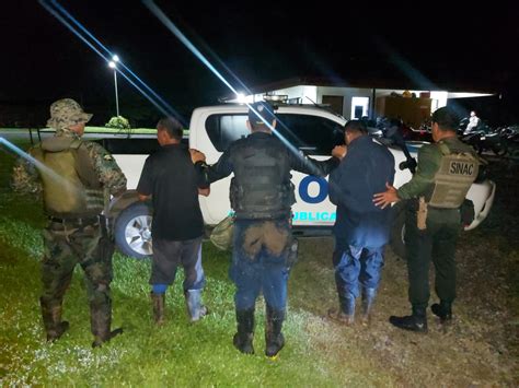 Capturan A Dos Presuntos Cazadores Furtivos Armados Dentro De Rea