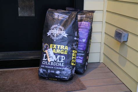 Review Of Frontier Extra Large Lump Charcoal Naked Whiz Ceramic