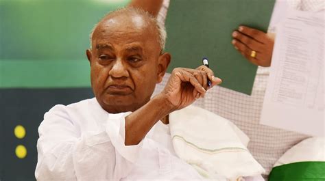 Jds Chief Hd Deve Gowda Lashes Out At Former Karnataka Cm Siddaramaiah