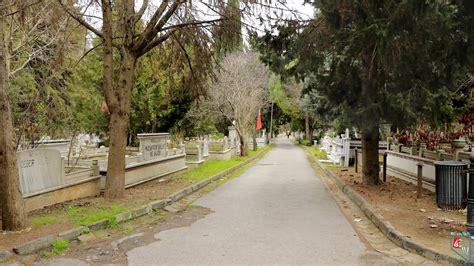 Kazlıçeşme Mezarlığı Konumu Fotoğrafları ve Hakkındaki Bilgiler