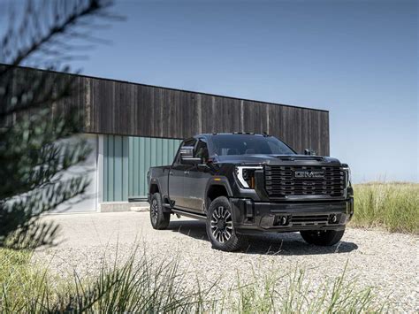 Gmc Sierra Heavy Duty Sets The Towing Capacity Bar Conexpo