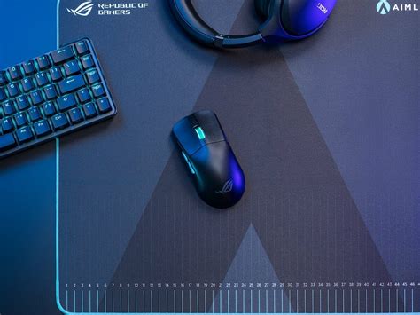 Hone Ace Aim Lab By ASUS ROG Mouse Pad Helps Improve Aim