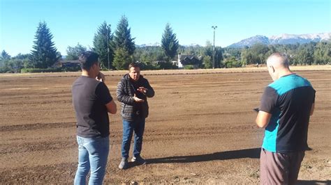 La nueva cancha de césped sintético tendrá iluminación y mejoras para