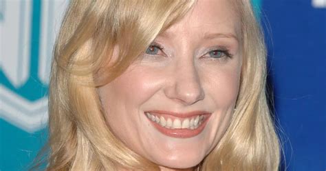 Us Actress Anne Heche In Critical Condition After La Vehicle