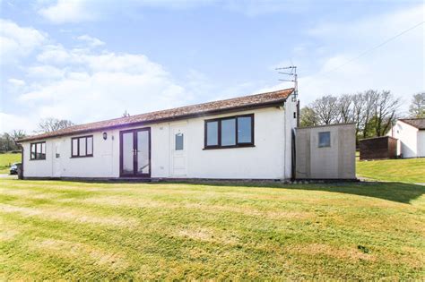 2 Bed Semi Detached Bungalow For Sale In Lakeside Cottages Moelfre