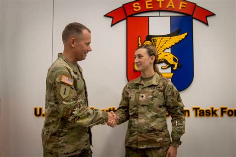 DVIDS Images Maj Gen Wasmund Recognizes PFC Blomendale Image 2 Of 5