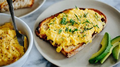 Creamy Cheesy Scrambled Eggs Recipe With Basil Youtube