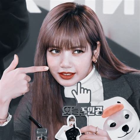 South Korean Girls Korean Girl Groups Fan Signs Blackpink Lisa Yg