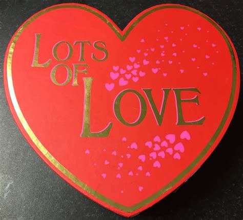 All Things Lush UK: Lots Of Love Gift Set (Valentine's Day 2016)