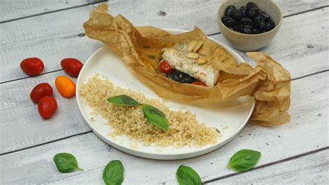 Poisson Blanc En Papillote De Tomate Olive Et Son Riz Complet Camarguais