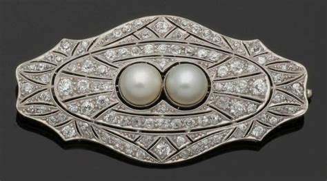 Sold At Auction Brosche Des Art Deco Mit Perlen Um Brooch