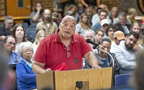 Shenandoah County School Board Votes To Restore Confederate Names To 2