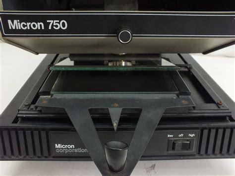 Micron 750 Microfiche Reader