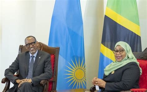 Perezida Kagame Yagiranye Ibiganiro Na Samia Suluhu Wa Tanzania