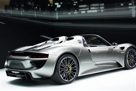 Porsche 918 Spyder Photos and Specs. Photo: Porsche 918 Spyder prices ...