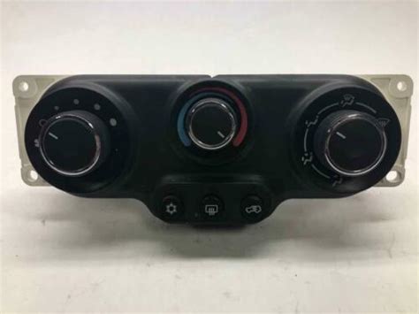 Heater A C Climate Control Saturn Vue Oem Ebay