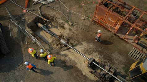 Logan River Crossing Construction Uea Trenchless Technology