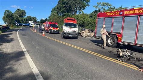 Mulher Morre Em Acidente Envolvendo Quatro Ve Culos E Uma Carreta Em