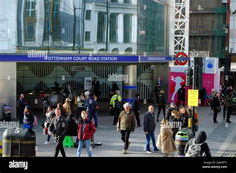 Station De Metro Oxford Street Banque Dimage Et Photos Alamy