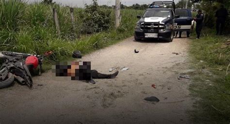 Dos Sicarios Que Asesinaron A Un Hombre Chocan La Moto En Que Escapaban