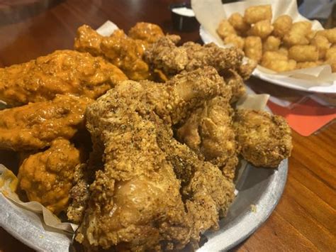 Hooters Updated June 2025 85 Photos And 130 Reviews 2171 Northwoods