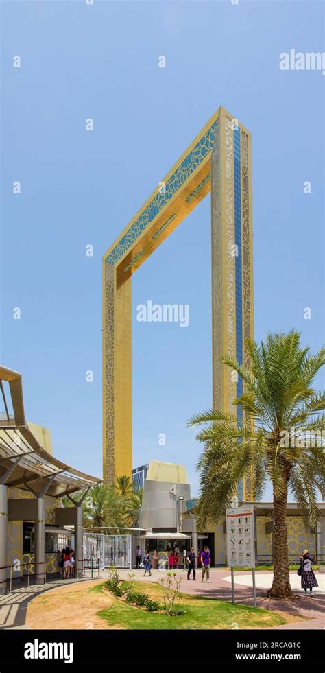 Dubai Frame, Zabeel Park Dubai, UAE Stock Photo - Alamy