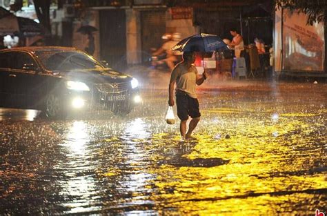 暴雨如注！杭州正式进入梅雨季，迎来今年最大暴雨，要连下七天？