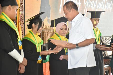 Keluarkan Surat Edaran Kemendikbudristek Tegaskan Wisuda Tak Wajib