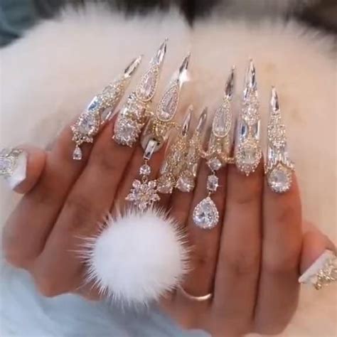 Pin By Alyce B Cyr On Nail Designs Art Video Gel Nails Bling