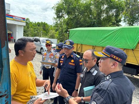 Tim Gabungan Gelar Ramp Check Dan Penegakan Hukum Angkutan Pariwisata