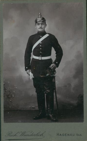 CdV Deutscher Soldat In Uniform Portrait Pickelhaube Akpool De