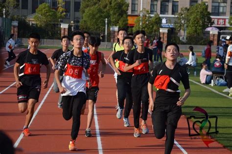 淮南二中校服2021 淮南二中校服图片2021 淮南一中夏季校服 大山谷图库